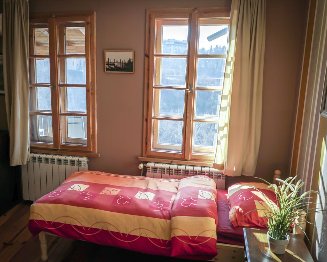 Готель Rooster House Велико-Тирново Екстер'єр фото